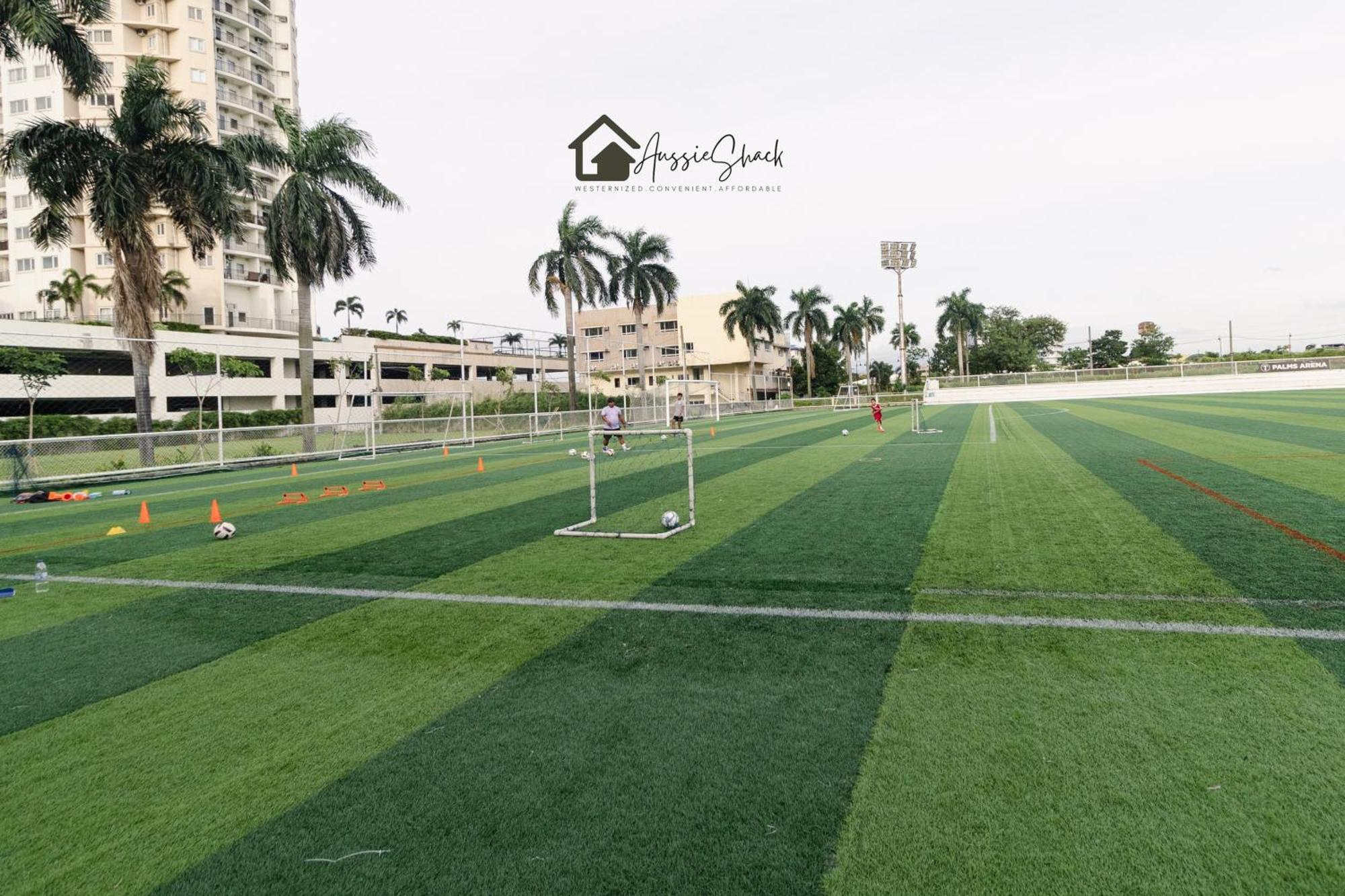 Aussie Shack - 2Br Modern Condo With Skyline View Manila Exterior photo